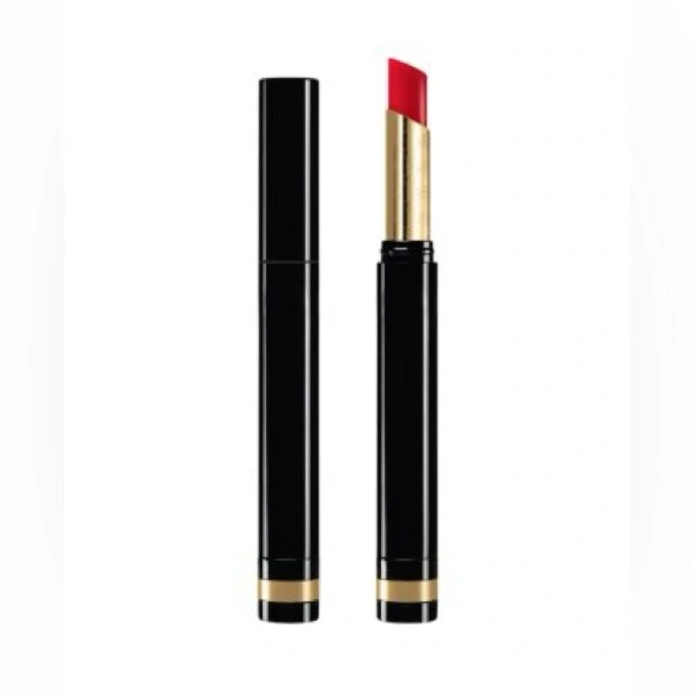 Gucci Sensuous Deep Matte Lipstick-  300 Iconic Red